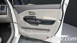 Kia Carnival, 2015 — миниатюра 15
