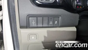 Kia Carnival, 2015 — миниатюра 28