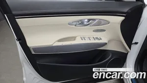 Genesis GV70, 2022 — миниатюра 14