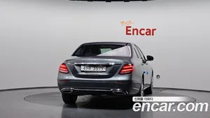 Mercedes-Benz E-Class, 2018 — миниатюра 3