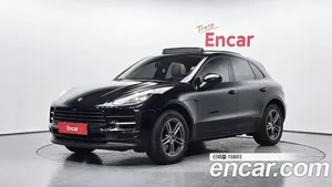 Porsche Macan, 2021 — миниатюра 1
