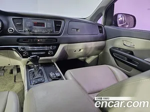 Kia Carnival, 2015 — миниатюра 10