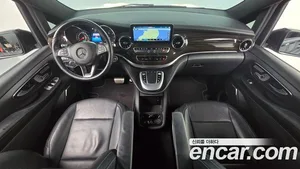 Mercedes-Benz V-Class, 2021 — миниатюра 10