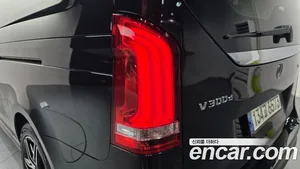 Mercedes-Benz V-Class, 2021 — миниатюра 9