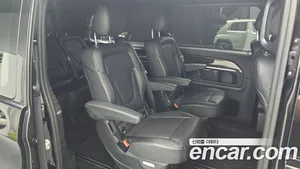Mercedes-Benz V-Class, 2021 — миниатюра 16