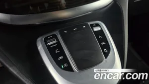 Mercedes-Benz V-Class, 2021 — миниатюра 27