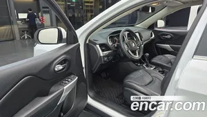 Jeep Cherokee, 2017 — миниатюра 13