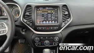 Jeep Cherokee, 2017 — миниатюра 20