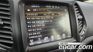 Jeep Cherokee, 2017 — миниатюра 31