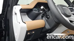 Land Rover Defender, 2025 — миниатюра 27
