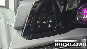 Volkswagen Golf, 2022 — миниатюра 24