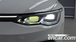 Volkswagen Golf, 2022 — миниатюра 7