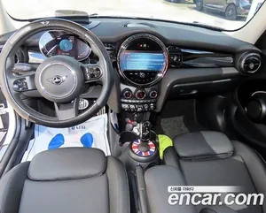 Mini Cooper, 2024 — миниатюра 8