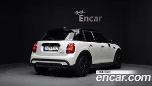 Mini Cooper, 2024 — миниатюра 2