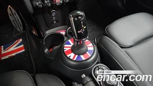 Mini Cooper, 2024 — миниатюра 12