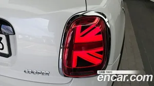 Mini Cooper, 2024 — миниатюра 9