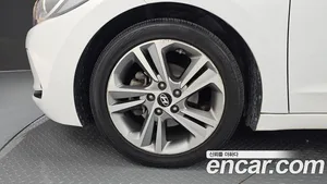 Hyundai Avante, 2017 — миниатюра 5
