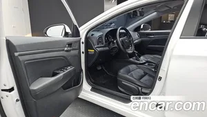 Hyundai Avante, 2017 — миниатюра 13
