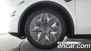 Tesla Model Y, 2026 — миниатюра 4