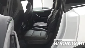 Tesla Model Y, 2026 — миниатюра 17