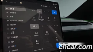 Tesla Model Y, 2026 — миниатюра 29