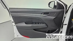 Hyundai Avante, 2016 — миниатюра 14