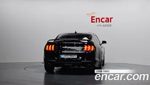 Ford Mustang, 2021 — миниатюра 3