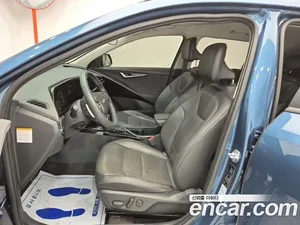 Kia Niro, 2022 — миниатюра 14