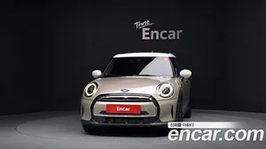 Mini Cooper, 2023 — миниатюра 3