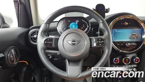 Mini Cooper, 2023 — миниатюра 19
