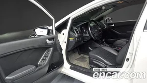 Kia K3, 2017 — миниатюра 13