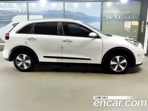 Kia Niro, 2017 — миниатюра 3