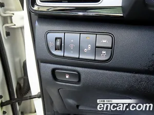 Kia Niro, 2017 — миниатюра 17