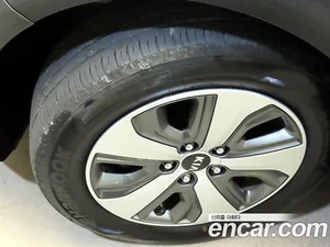 Kia Niro, 2017 — миниатюра 20