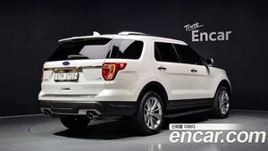 Ford Explorer, 2019 — миниатюра 2