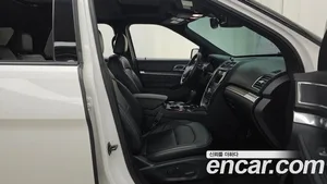 Ford Explorer, 2019 — миниатюра 17