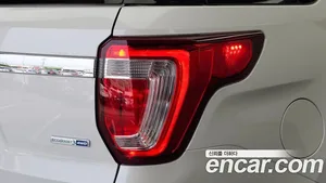 Ford Explorer, 2019 — миниатюра 9