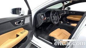 Volvo S60, 2024 — миниатюра 12