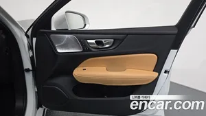 Volvo S60, 2024 — миниатюра 13