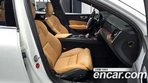 Volvo S60, 2024 — миниатюра 15