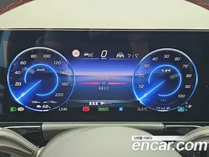 Mercedes-Benz EQA, 2025 — миниатюра 6