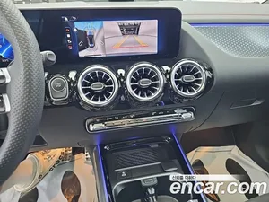 Mercedes-Benz EQA, 2025 — миниатюра 10