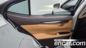 Lexus ES, 2018 — миниатюра 14