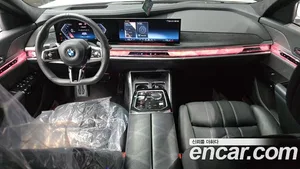 BMW 7-Series, 2023 — миниатюра 9