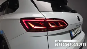 Volkswagen Touareg, 2023 — миниатюра 8