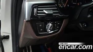 BMW 5-Series, 2018 — миниатюра 16