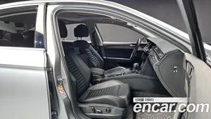 Volkswagen Passat, 2021 — миниатюра 11