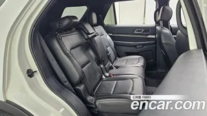 Ford Explorer, 2017 — миниатюра 13