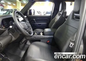 Land Rover Defender, 2025 — миниатюра 8