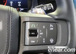 Land Rover Defender, 2025 — миниатюра 14